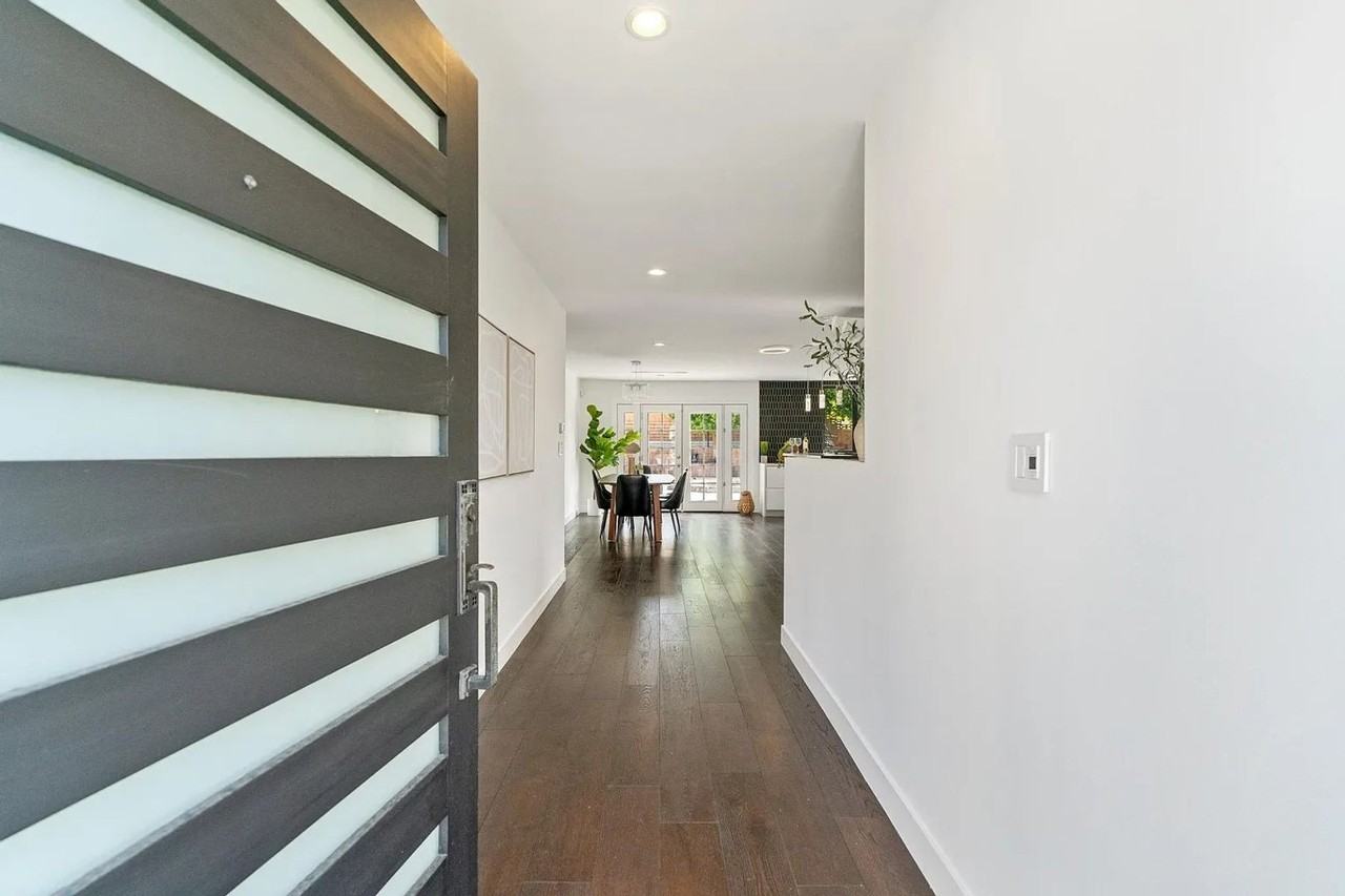 13940 Bermax Ave - Photo 4 of 50