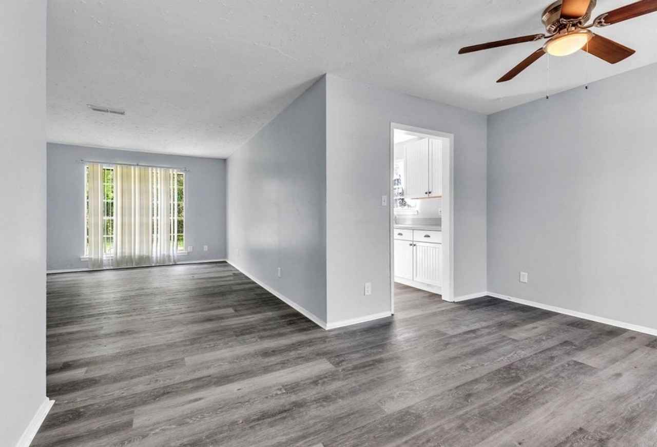 701 Southlawn Dr - Photo 6 of 13