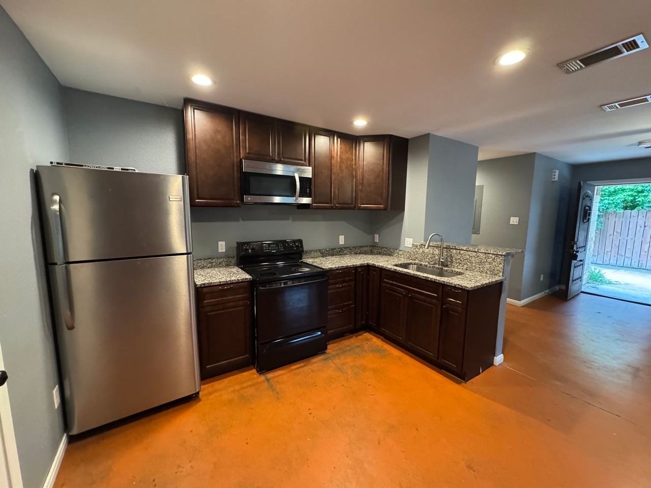 1403 Strickland St #A - Photo 5 of 11