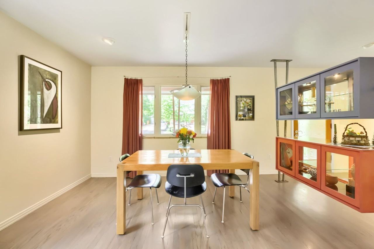 726 Pine St - Photo 4 of 28