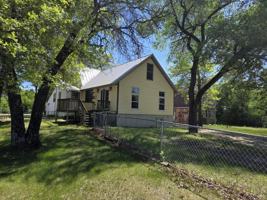 featured image of 11934 Goodview Ave