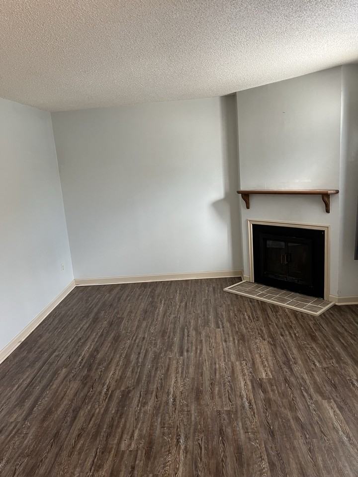 111 High Point Ln - Photo 5 of 21