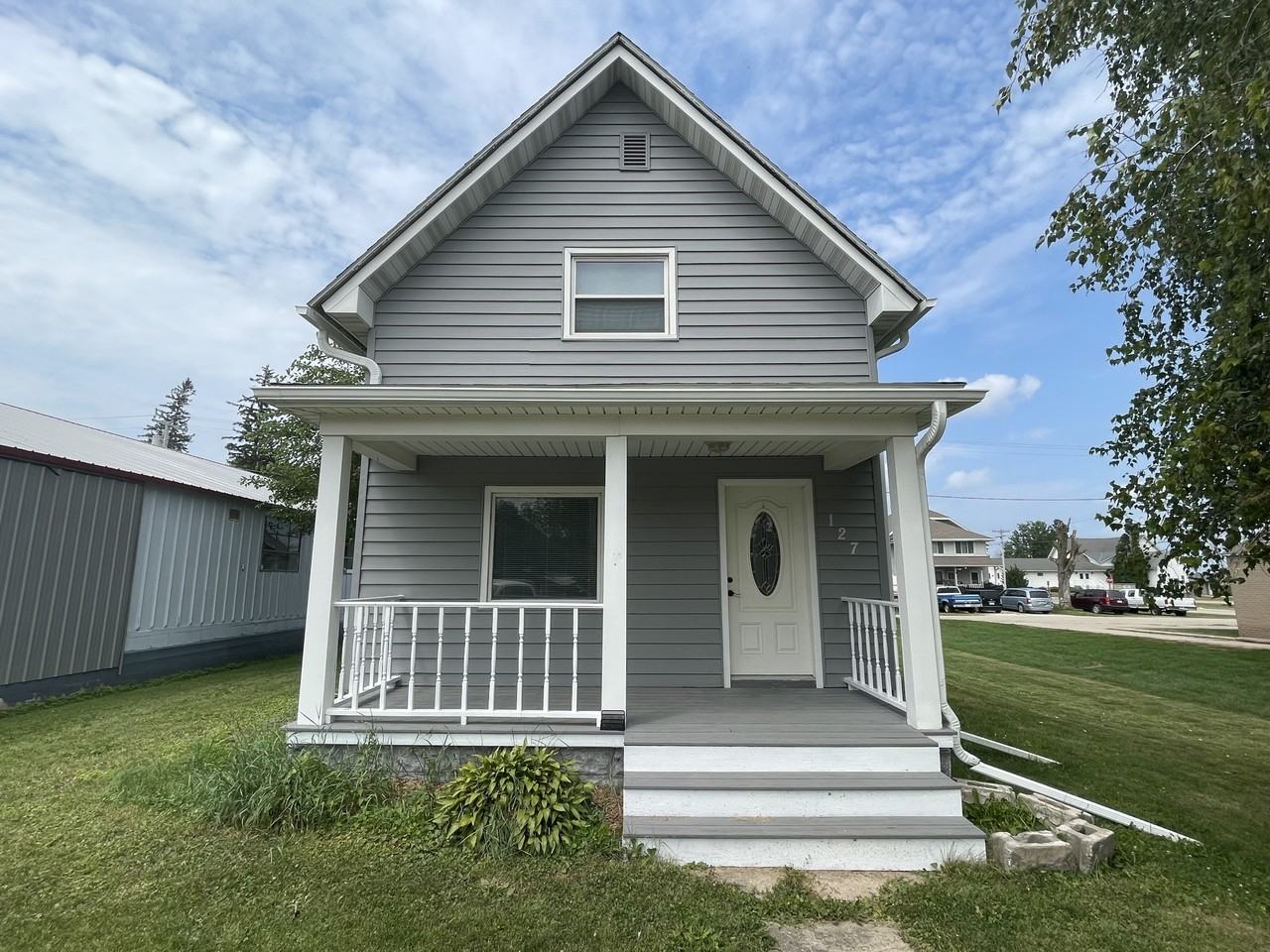127 E Main St - Photo 2 of 23