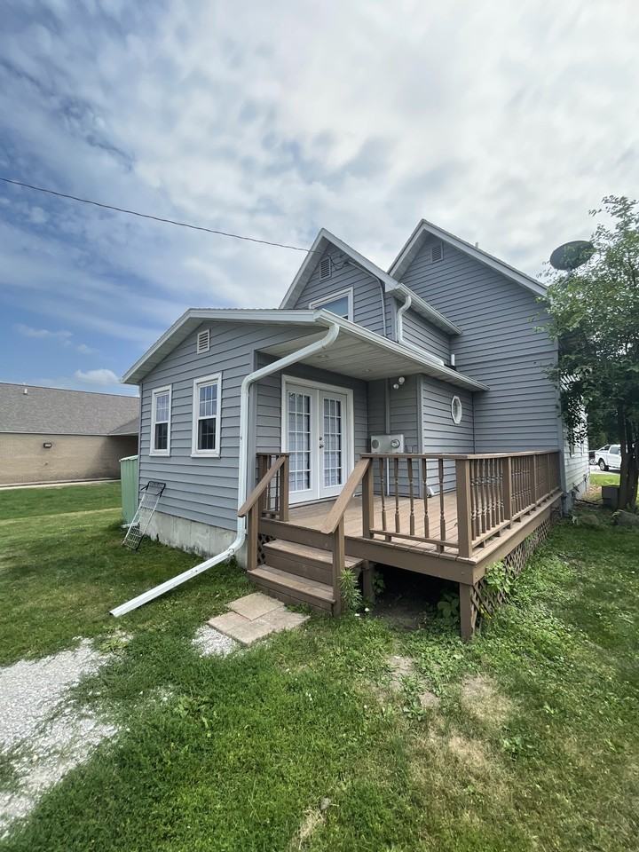 127 E Main St - Photo 4 of 23