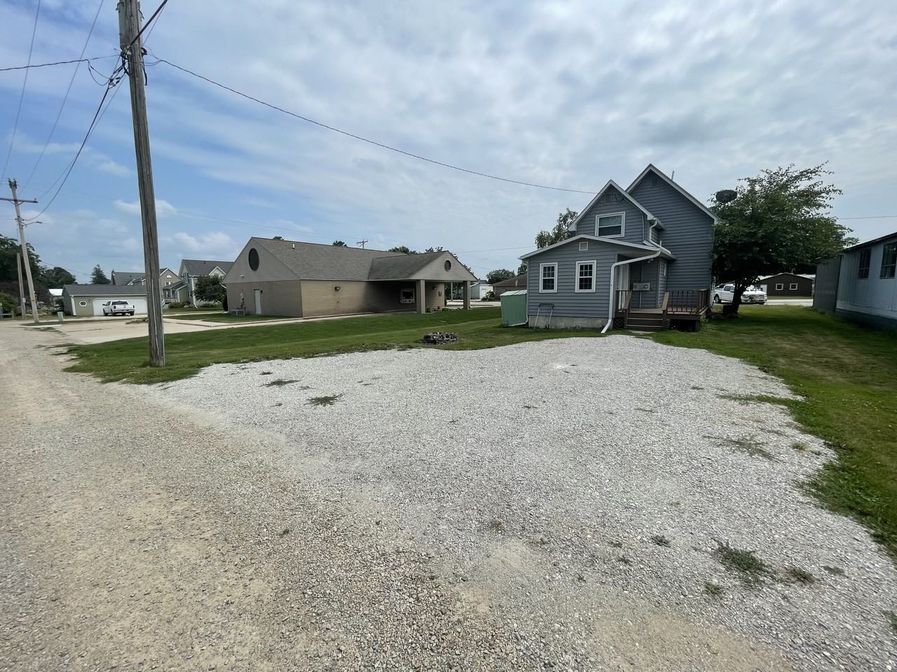 127 E Main St - Photo 5 of 23