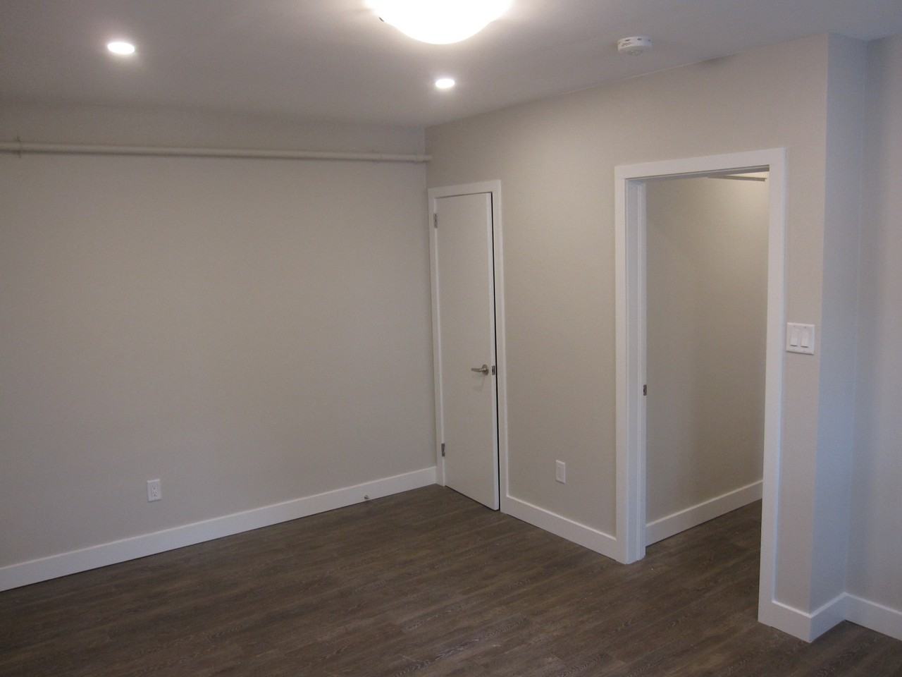 16 Church Street East #8 - Photo 4 of 12