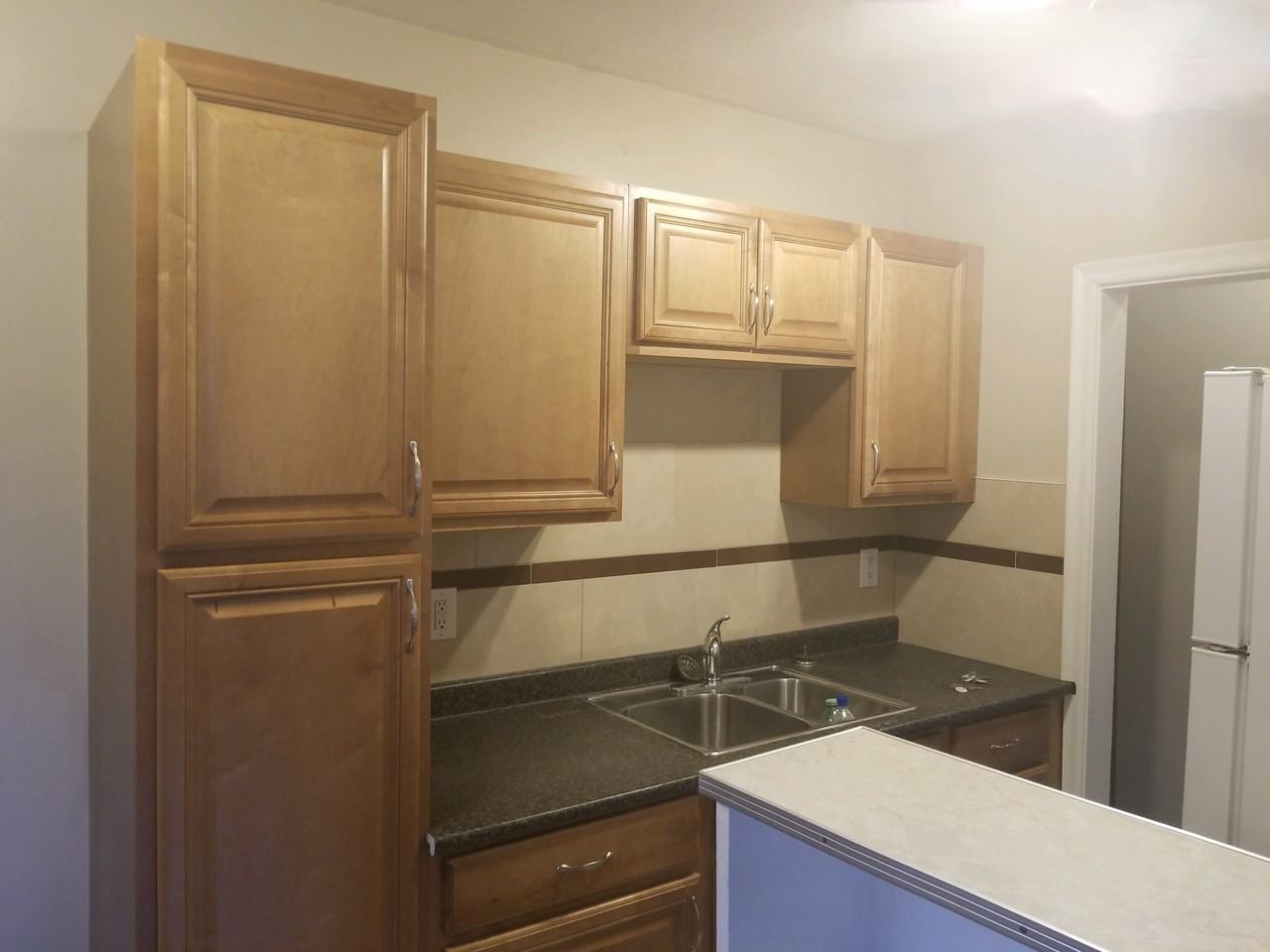 16 Church Street East #8 - Photo 5 of 12