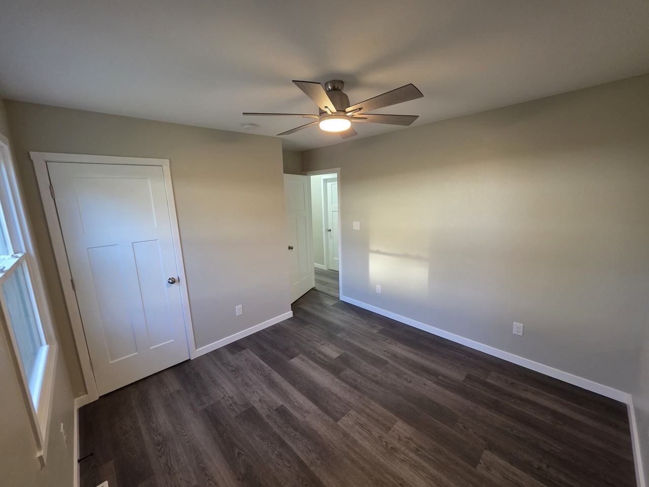 1612 Butterfield Dr - Photo 7 of 31
