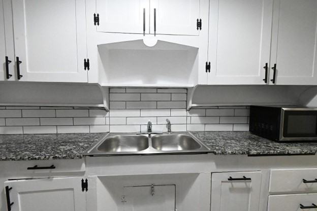 1117 N Youngs Blvd - Photo 6 of 9