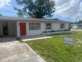 2410 Sw 44th Ave - Photo 1 of 1