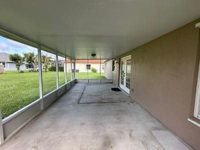 5525 Nw North Lundy Cir - Photo 7 of 8