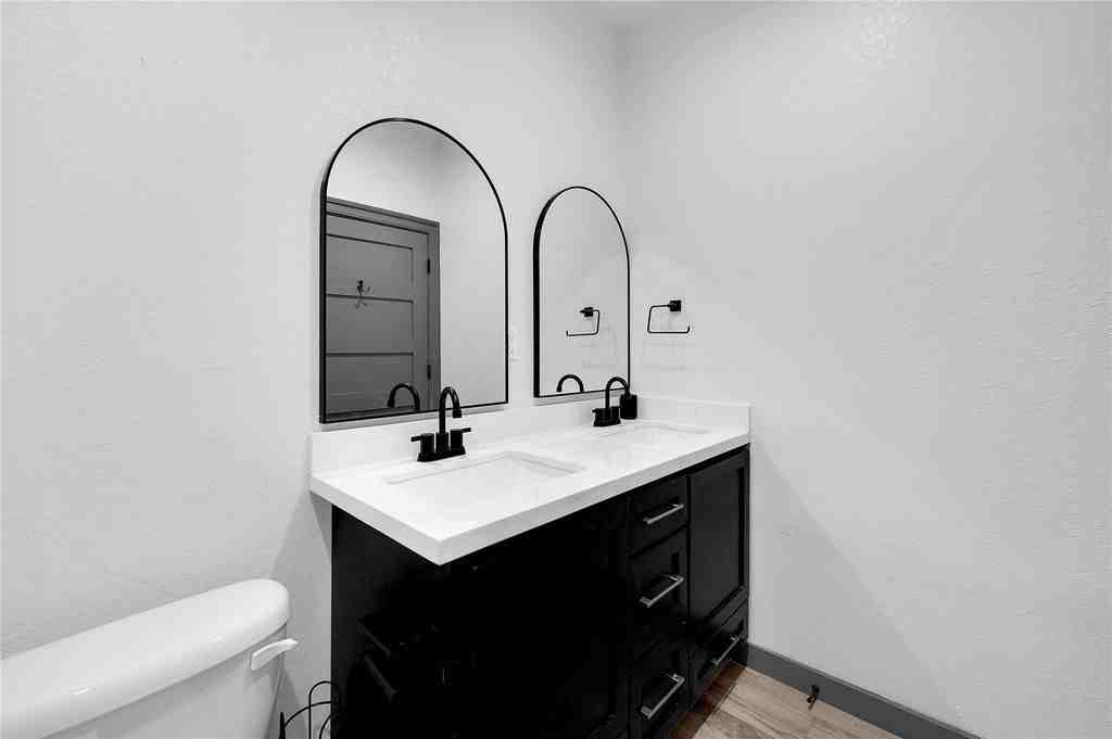 3625 Lydia St ##A - Photo 6 of 19