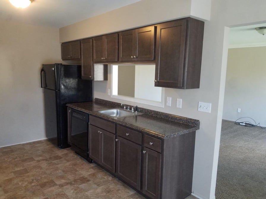 22412 Milner St - Photo 2 of 8