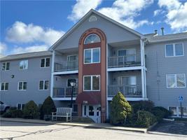 featured image of 728 Beverage Hill Ave ##16