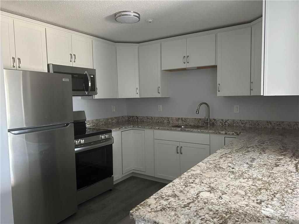 728 Beverage Hill Ave ##16 - Photo 2 of 25