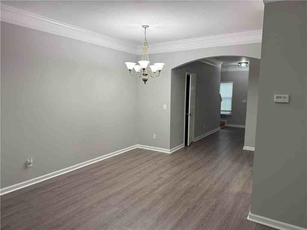 2111 Meadow Peak Rd - Photo 4 of 32