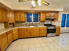 featured image of 39 Henderson St