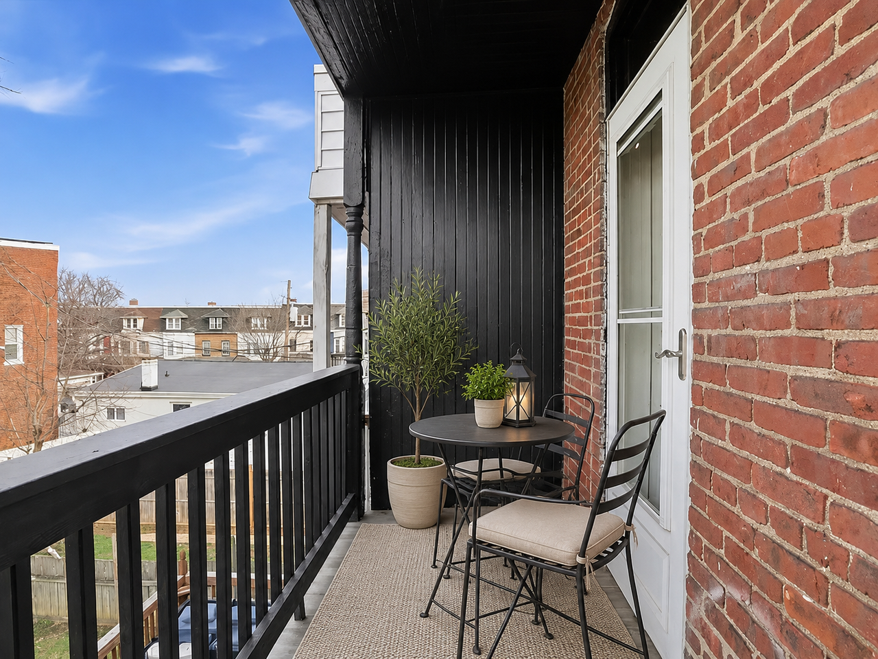 826 N Plum St - Photo 2 of 21