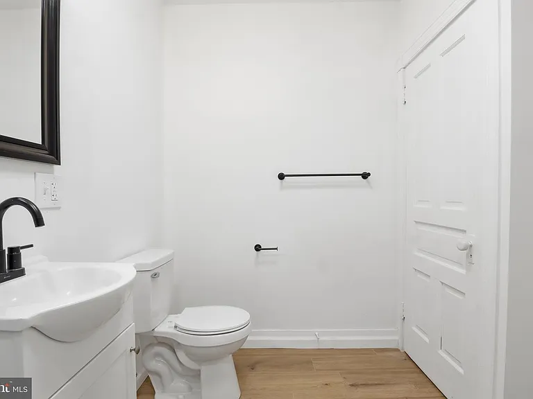 826 N Plum St - Photo 6 of 21