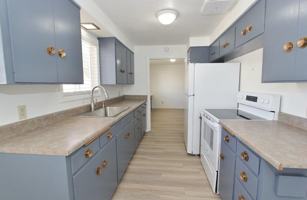 featured image of 1407 Ellis Ave #6