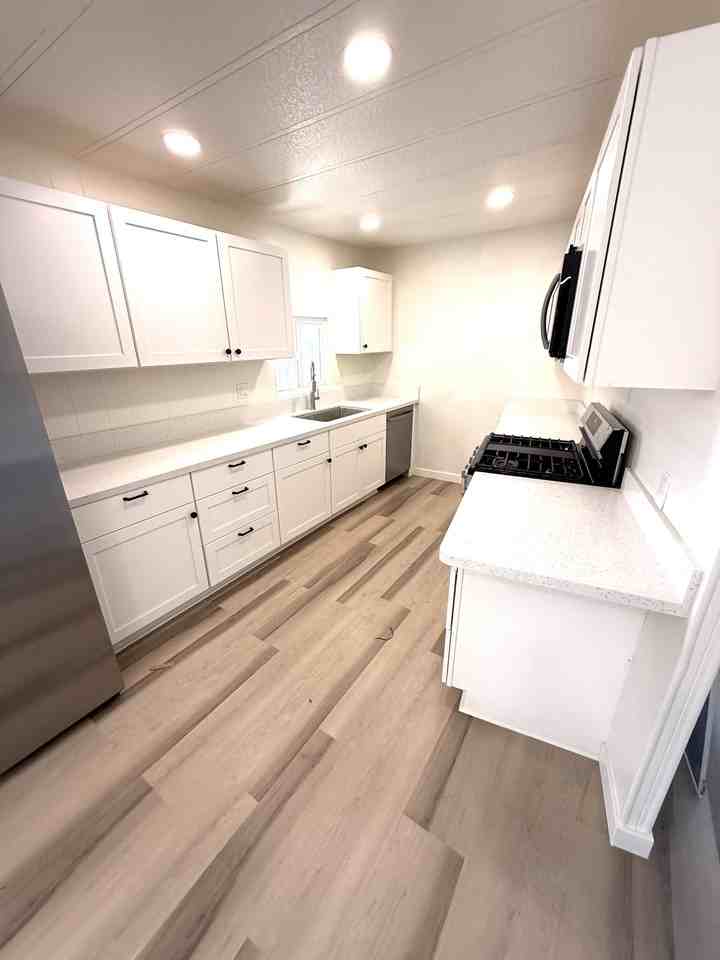 500 Rancheros Dr #37 - Photo 4 of 20