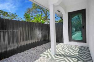 featured image of 3430 Nw 10th Ave