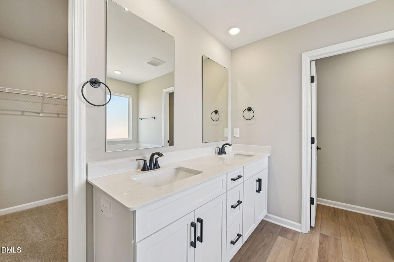 4209 Wesley Chapel Way - Photo 7 of 27