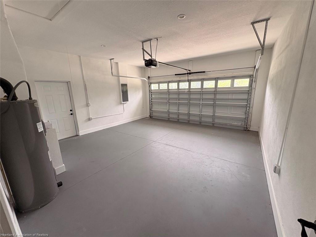 878 Durmon Ave - Photo 2 of 9