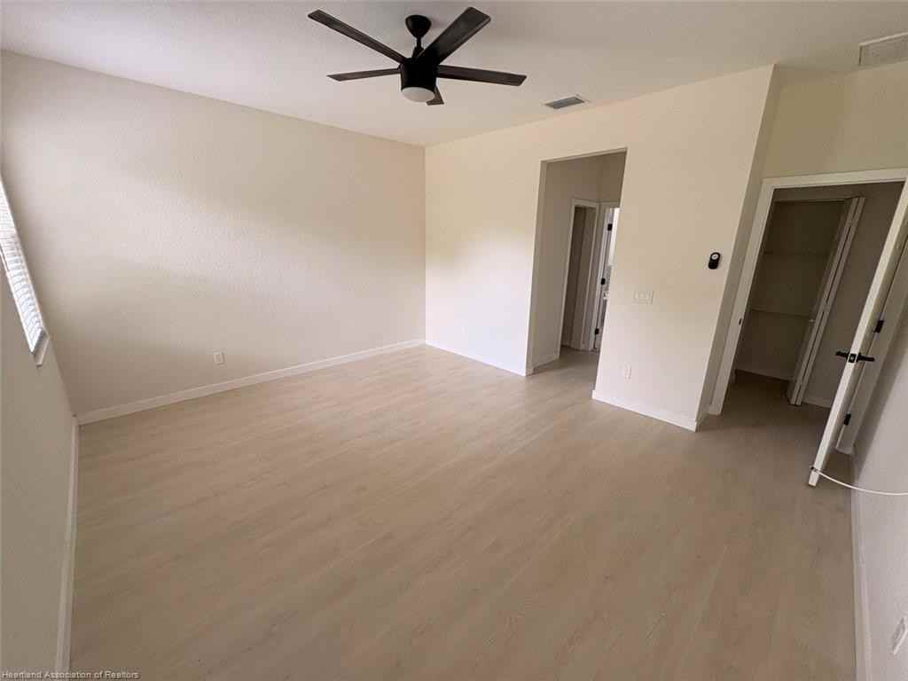878 Durmon Ave - Photo 4 of 9