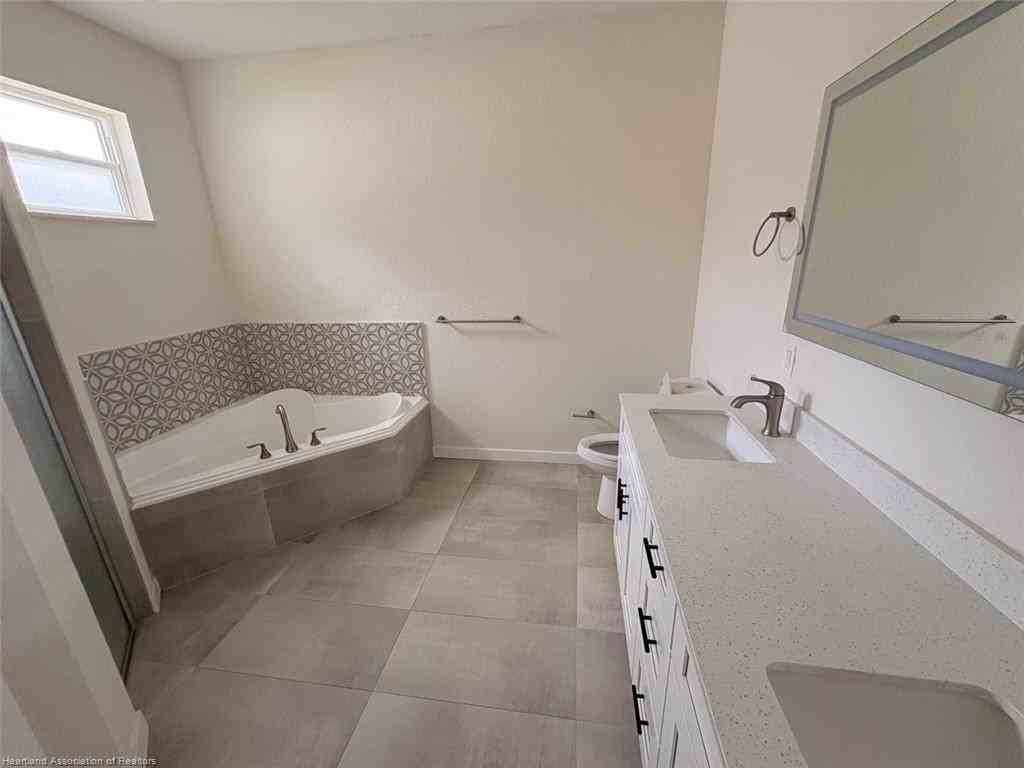 878 Durmon Ave - Photo 7 of 9