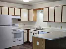 featured image of 1020 Riverbend Dr #212
