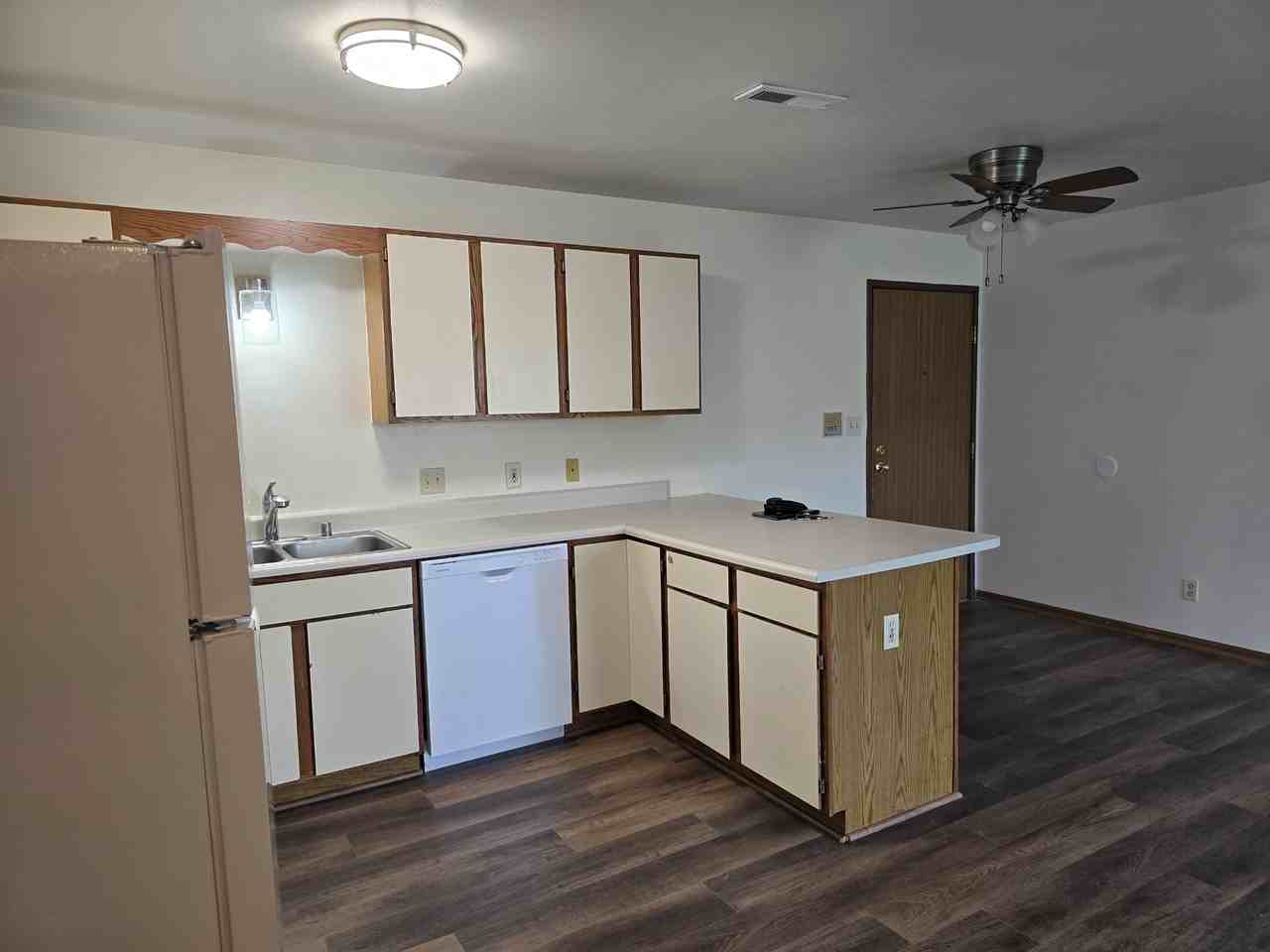 1020 Riverbend Dr #212 - Photo 2 of 10