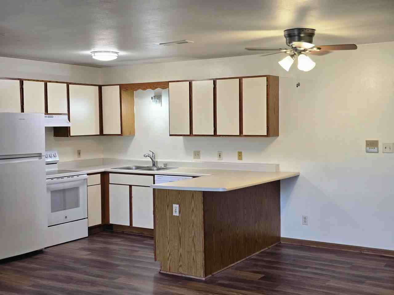 1020 Riverbend Dr #212 - Photo 3 of 10
