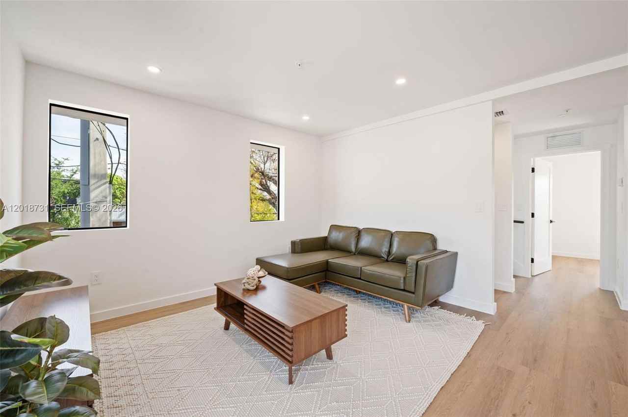 726 Nw 55th Ter #726 - Photo 6 of 26