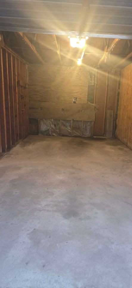 1676 9th St N #5 - Photo 2 of 21