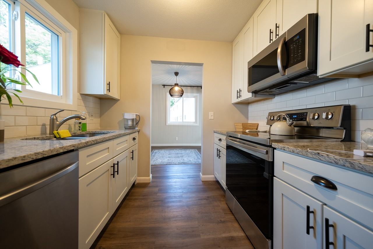 2701 Upland Ct #1 - Photo 3 of 19