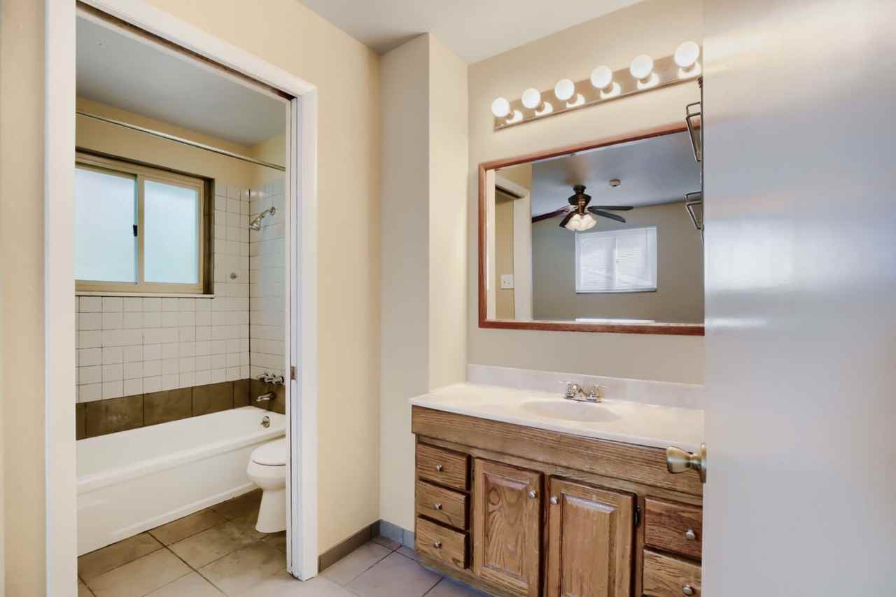 104 East St - Photo 3 of 17