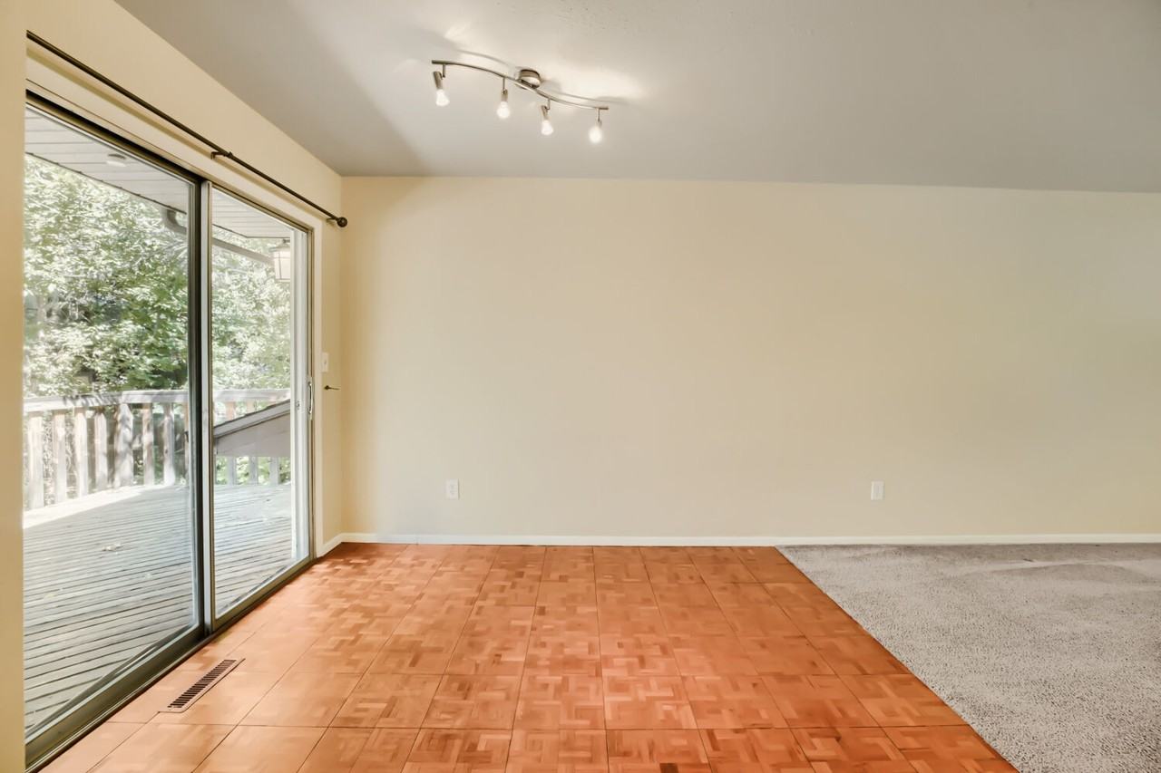 104 East St - Photo 4 of 17