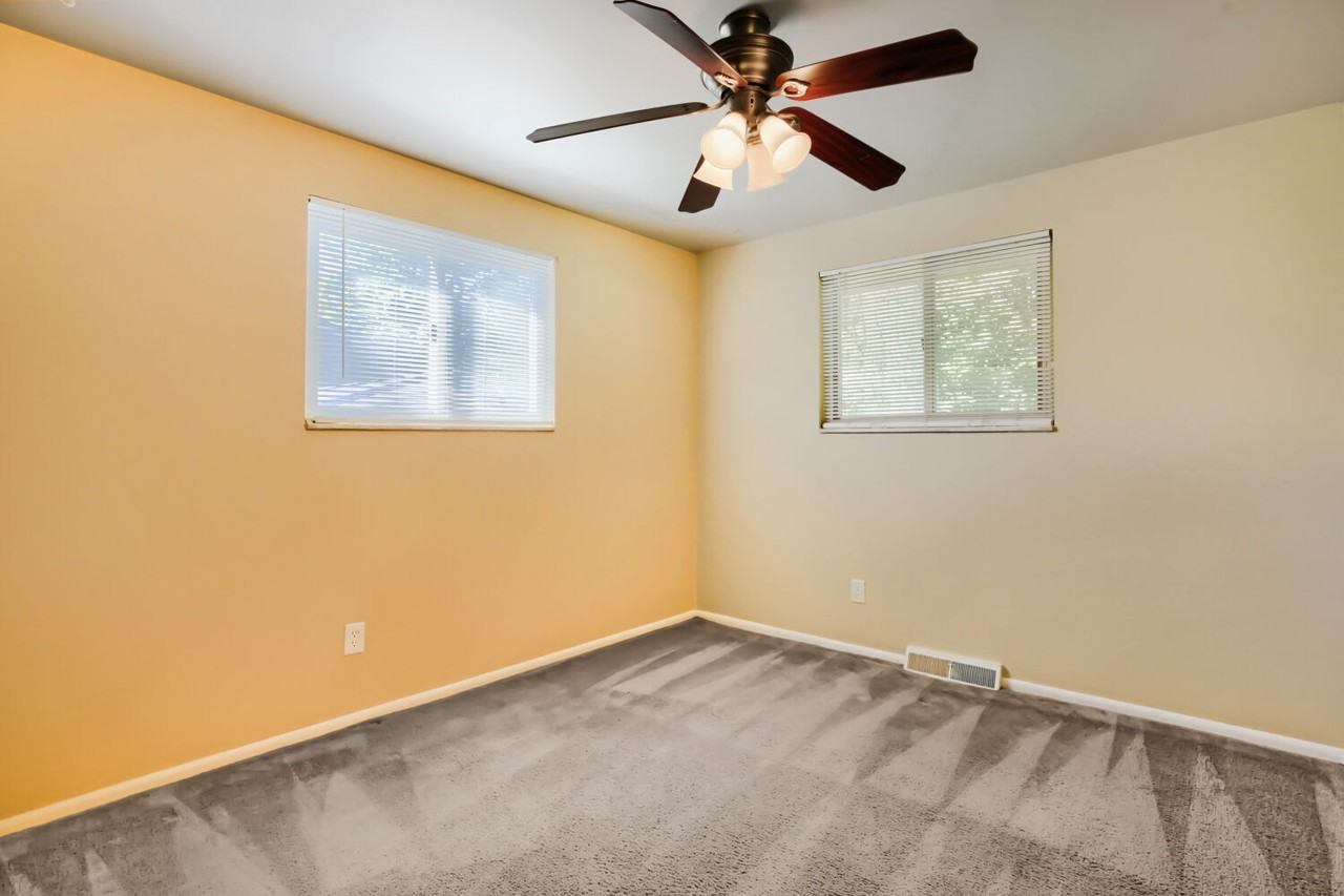 104 East St - Photo 5 of 17