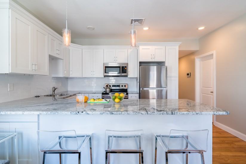 1 Bed / 1 Bath Apartment in South Boston - Photo 4 of 23