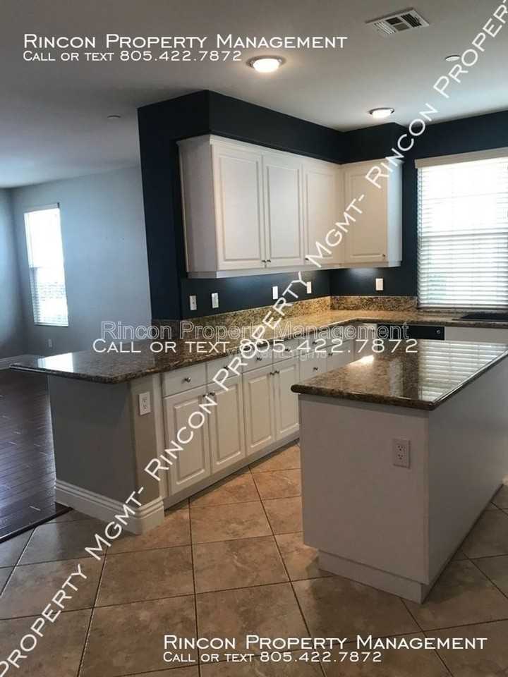 5605 Dorsey St - Photo 6 of 26