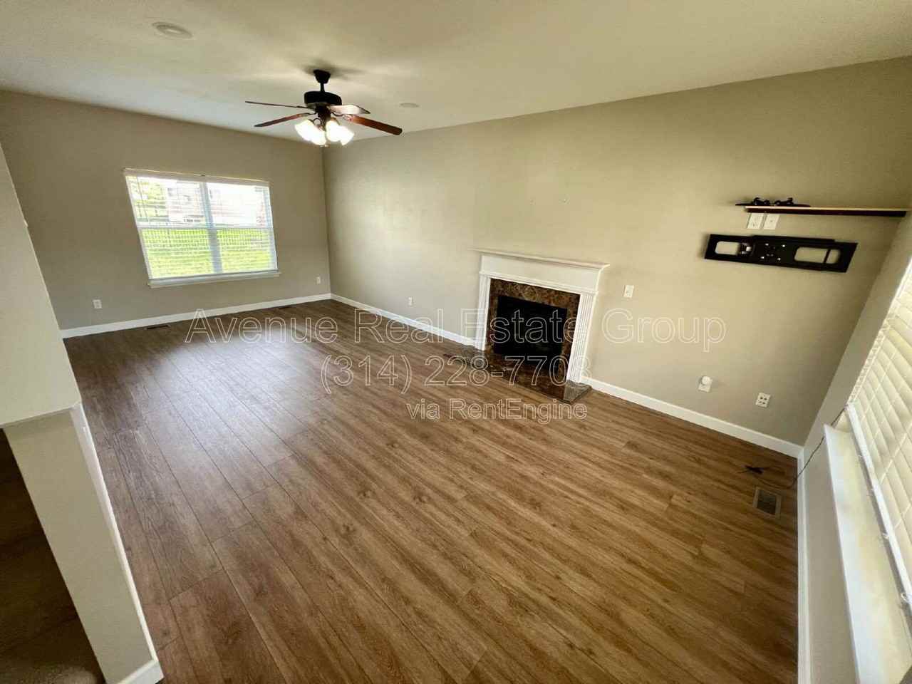 35 Spring Borough Ct - Photo 3 of 21