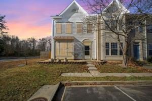 featured image of 5218 Drakes Ct