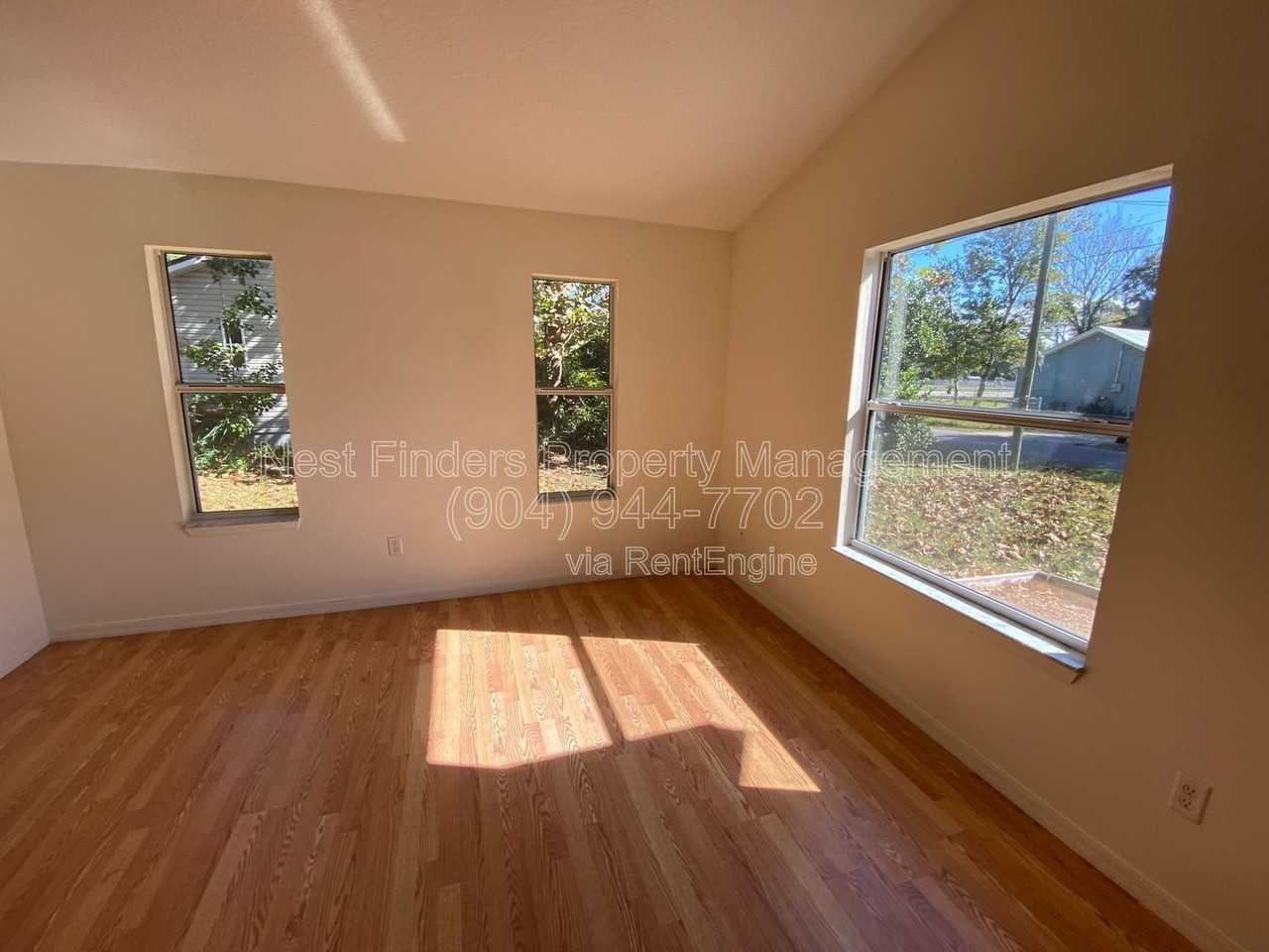 908 Helen St - Photo 2 of 20