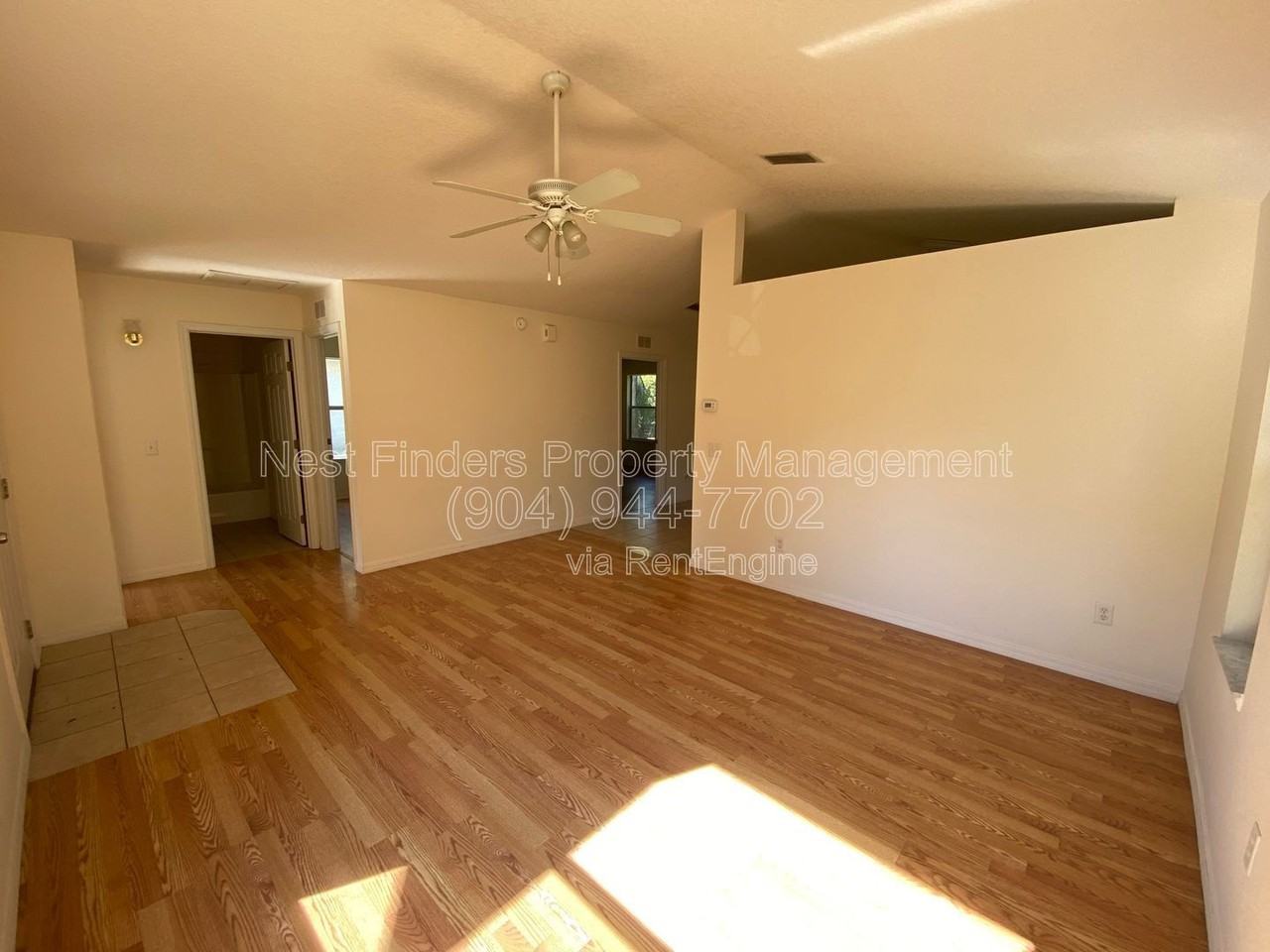 908 Helen St - Photo 5 of 20