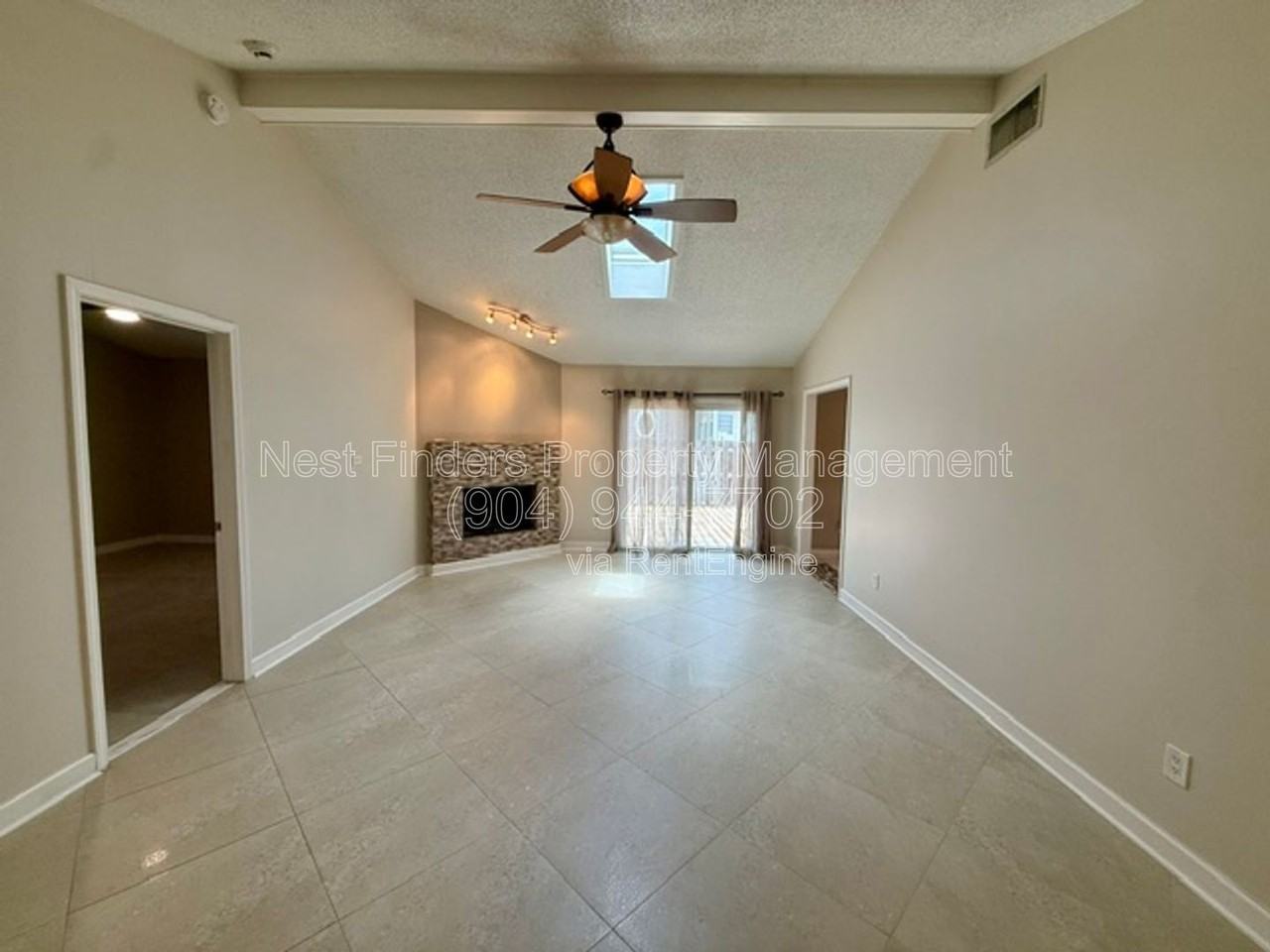 1695 Evans Dr S - Photo 3 of 32