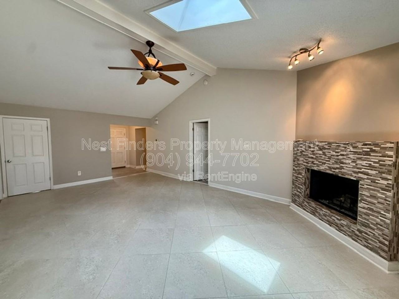 1695 Evans Dr S - Photo 7 of 32