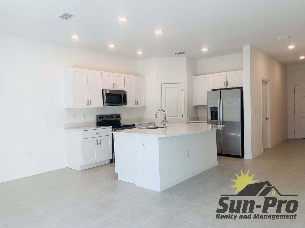 172 River Front Way #172 - Photo 2 of 11