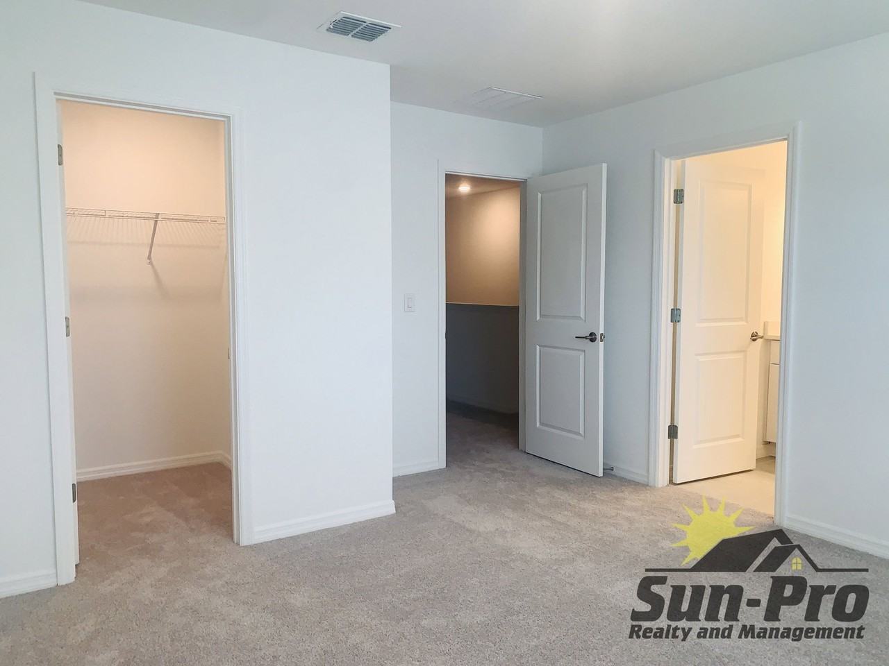 172 River Front Way #172 - Photo 4 of 11