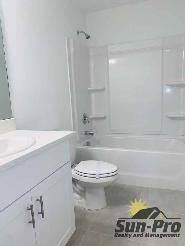 172 River Front Way #172 - Photo 7 of 11